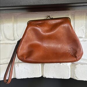 Patricia Nash Cognac Pebbled Leather Kiss-Lock Wristlet Clutch